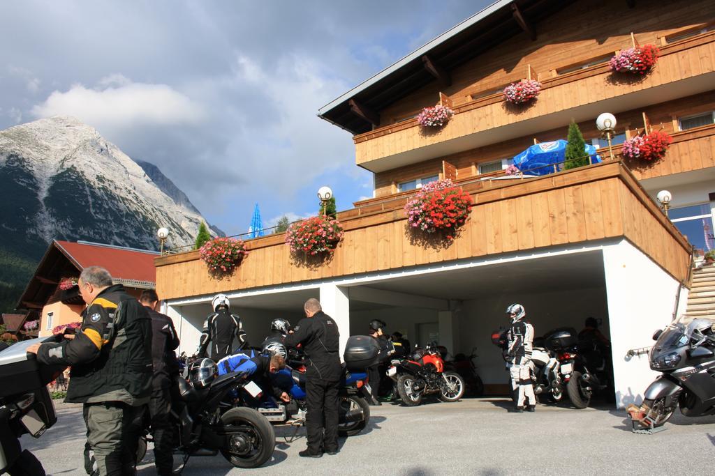 Landhotel Wolf Leutasch Exteriör bild